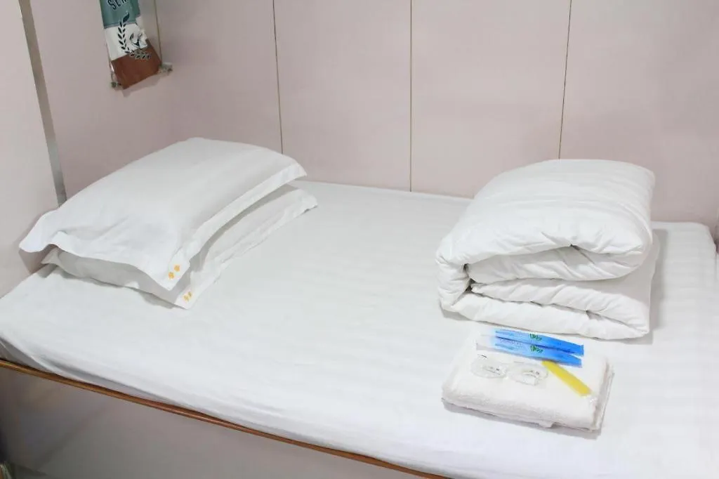 Wing Wah Hostel Hong Kong