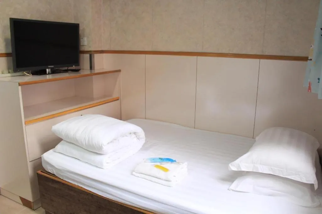 Wing Wah Hostel Hong Kong
